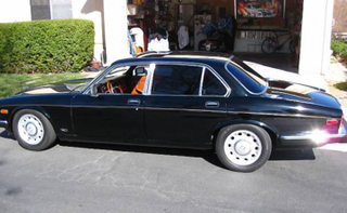 Illustration for article titled For $12,000, This 1982 Jaguar XJ6 Is Really an XJ8